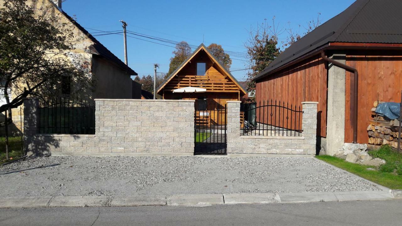 Domcek U Hanov Liptovský Mikuláš Buitenkant foto